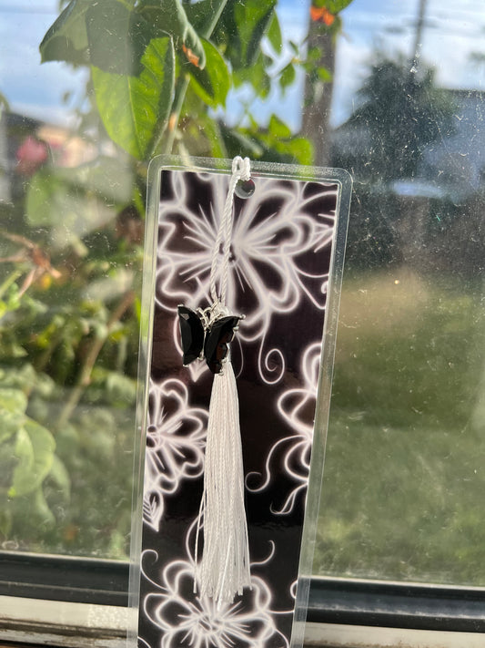 Black and White Flowers Bookmark- WITH CHARM
